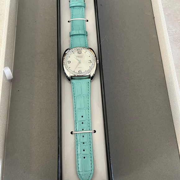 Embassy by Gruen Empress Aqua Blue leather strap Watch with Silver Accents - Picture 1 of 2